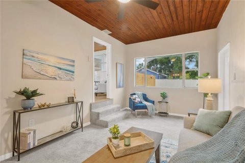 Villa ou maison à vendre à Tampa, Floride: 3 chambres, 104.98 m2 № 2406358 - photo 6