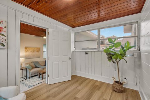 Villa ou maison à vendre à Tampa, Floride: 3 chambres, 104.98 m2 № 2406358 - photo 12