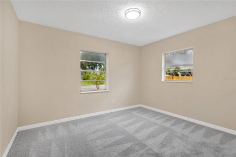 Villa ou maison à vendre à Tampa, Floride: 3 chambres, 104.98 m2 № 2406358 - photo 14
