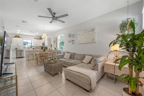 Touwnhouse à louer à Fort Lauderdale, Floride: 3 chambres, 126.81 m2 № 2382832 - photo 7