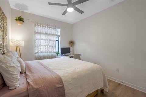 Touwnhouse à louer à Fort Lauderdale, Floride: 3 chambres, 126.81 m2 № 2382832 - photo 15
