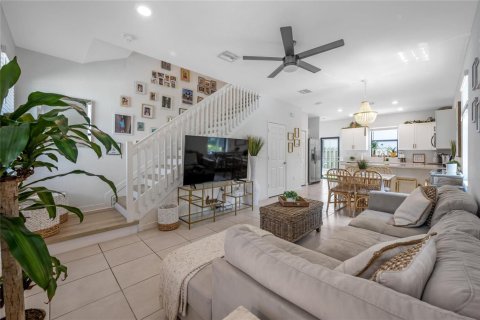 Touwnhouse à louer à Fort Lauderdale, Floride: 3 chambres, 126.81 m2 № 2382832 - photo 9