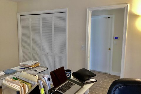 House in Boca Raton, Florida 3 bedrooms, 138.24 sq.m. № 2181890 - photo 21