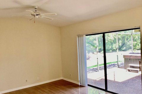 House in Boca Raton, Florida 3 bedrooms, 138.24 sq.m. № 2181890 - photo 9