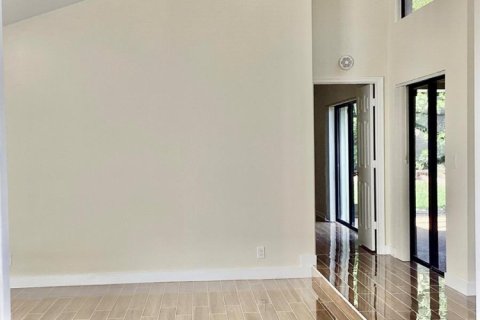 House in Boca Raton, Florida 3 bedrooms, 138.24 sq.m. № 2181890 - photo 27