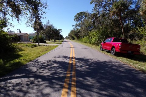Terreno en venta en Port Charlotte, Florida № 1564726 - foto 14