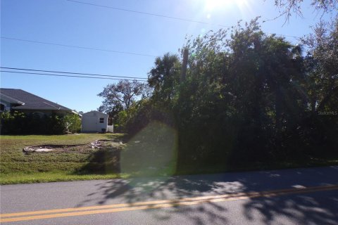 Terreno en venta en Port Charlotte, Florida № 1564726 - foto 8