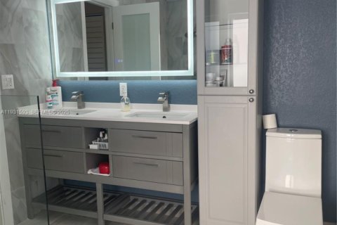 Купить виллу или дом в Майами, Флорида 4 спальни, 178.47м2, № 1990320 - фото 15