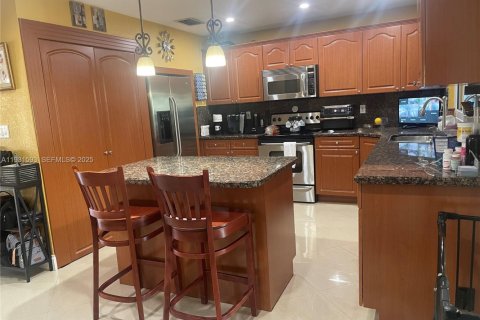 Купить виллу или дом в Майами, Флорида 4 спальни, 178.47м2, № 1990320 - фото 9