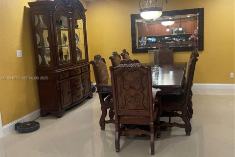 Купить виллу или дом в Майами, Флорида 4 спальни, 178.47м2, № 1990320 - фото 10