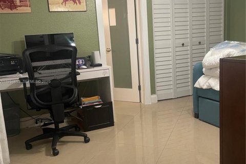 Купить виллу или дом в Майами, Флорида 4 спальни, 178.47м2, № 1990320 - фото 17