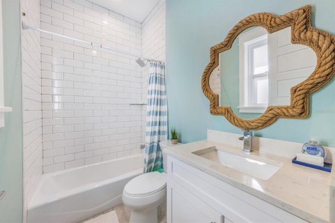 Casa en venta en Anna Maria, Florida, 4 dormitorios, 203.08 m2 № 1544126 - foto 24