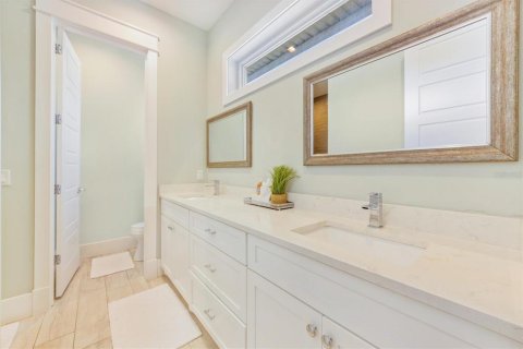 Casa en venta en Anna Maria, Florida, 4 dormitorios, 203.08 m2 № 1544126 - foto 19