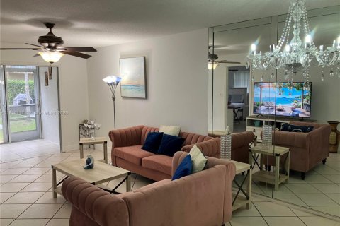 Condo in Coral Springs, Florida, 2 bedrooms  № 1788752 - photo 28