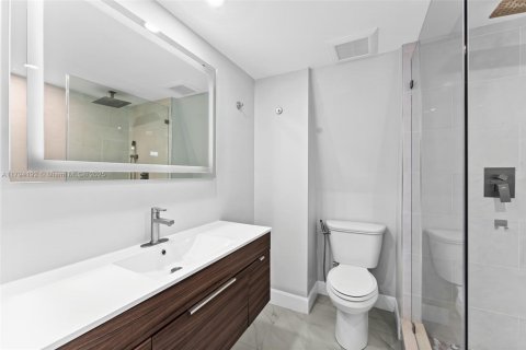 Touwnhouse à vendre à Cooper City, Floride: 2 chambres, 117.43 m2 № 1661683 - photo 21