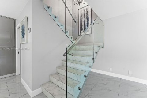 Touwnhouse à vendre à Cooper City, Floride: 2 chambres, 117.43 m2 № 1661683 - photo 12