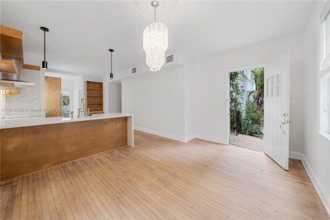 Apartamento en alquiler en Miami Beach, Florida, 2 dormitorios, 92.9 m2 № 1772322 - foto 13