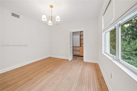 Apartamento en alquiler en Miami Beach, Florida, 2 dormitorios, 92.9 m2 № 1772322 - foto 16