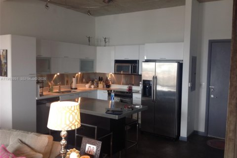 Купить кондоминиум в Майами, Флорида 1 спальня, 63.64м2, № 2051401 - фото 4