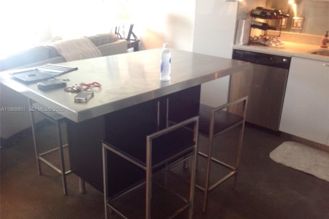 Купить кондоминиум в Майами, Флорида 1 спальня, 63.64м2, № 2051401 - фото 5