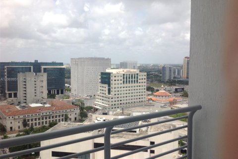 Купить кондоминиум в Майами, Флорида 1 спальня, 63.64м2, № 2051401 - фото 13