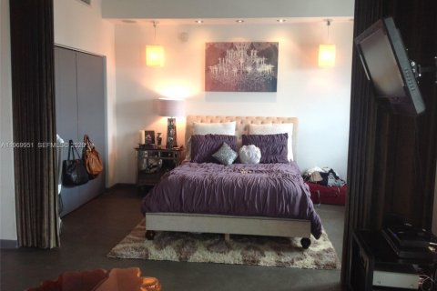 Купить кондоминиум в Майами, Флорида 1 спальня, 63.64м2, № 2051401 - фото 3