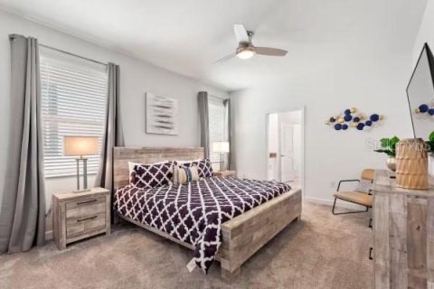 Casa en venta en Davenport, Florida, 7 dormitorios, 373.28 m2 № 2230238 - foto 18