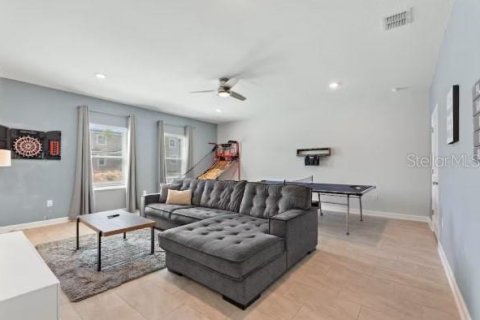 Casa en venta en Davenport, Florida, 7 dormitorios, 373.28 m2 № 2230238 - foto 14