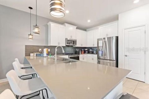 Casa en venta en Davenport, Florida, 7 dormitorios, 373.28 m2 № 2230238 - foto 7