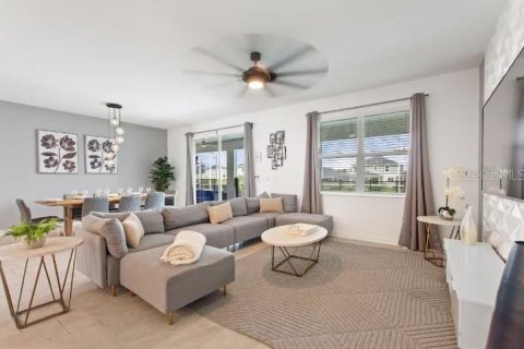 Casa en venta en Davenport, Florida, 7 dormitorios, 373.28 m2 № 2230238 - foto 20