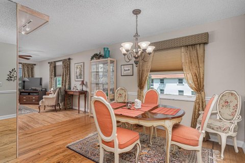 Copropriété à vendre à Stuart, Floride: 2 chambres, 94.2 m2 № 2147339 - photo 4