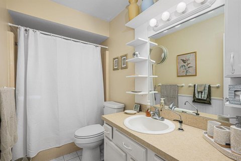 Copropriété à vendre à Stuart, Floride: 2 chambres, 94.2 m2 № 2147339 - photo 8