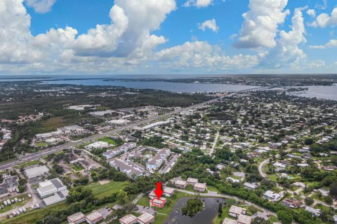 Copropriété à vendre à Stuart, Floride: 2 chambres, 94.2 m2 № 2147339 - photo 11