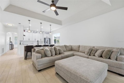 Casa en venta en Orlando, Florida, 3 dormitorios, 189.06 m2 № 2142691 - foto 16