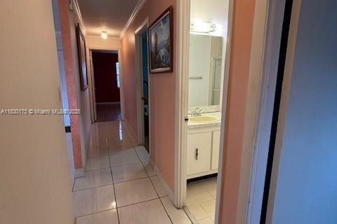 Casa en venta en Miami, Florida, 4 dormitorios № 1804593 - foto 12