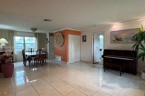 Casa en venta en Miami, Florida, 4 dormitorios № 1804593 - foto 6