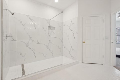 House in Orlando, Florida 4 bedrooms, 260.03 sq.m. № 1618338 - photo 10
