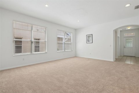 House in Orlando, Florida 4 bedrooms, 260.03 sq.m. № 1618338 - photo 26