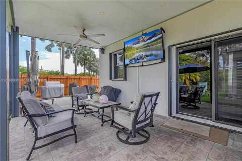 Villa ou maison à vendre à Homestead, Floride: 4 chambres, 224.08 m2 № 2341171 - photo 19