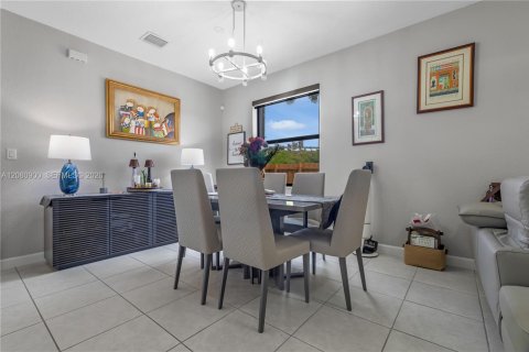 Villa ou maison à vendre à Homestead, Floride: 4 chambres, 224.08 m2 № 2341171 - photo 10