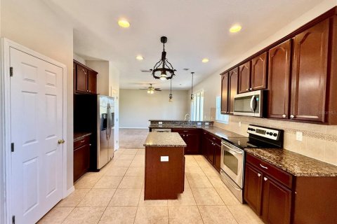 Casa en alquiler en Riverview, Florida, 3 dormitorios, 245.26 m2 № 1910962 - foto 5