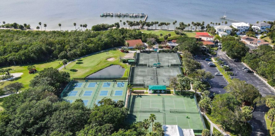 Condo in Jensen Beach, Florida, 3 bedrooms  № 1168688