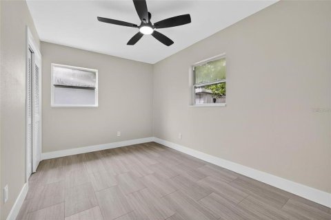 Villa ou maison à vendre à Oldsmar, Floride: 3 chambres, 122.91 m2 № 2101679 - photo 13
