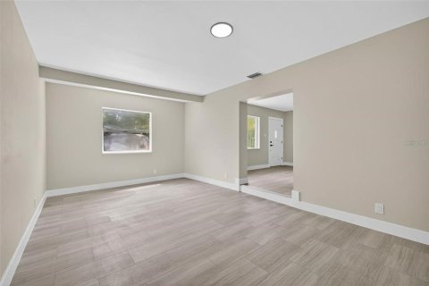 Villa ou maison à vendre à Oldsmar, Floride: 3 chambres, 122.91 m2 № 2101679 - photo 4