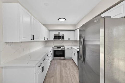 Villa ou maison à vendre à Oldsmar, Floride: 3 chambres, 122.91 m2 № 2101679 - photo 6