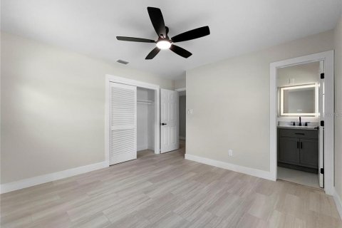 Villa ou maison à vendre à Oldsmar, Floride: 3 chambres, 122.91 m2 № 2101679 - photo 10