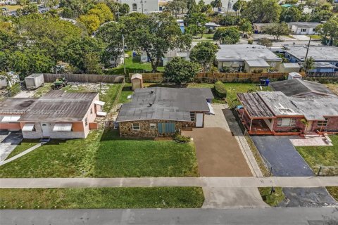 Купить виллу или дом в Форт-Лодердейл, Флорида 3 спальни, 110.93м2, № 2005391 - фото 29