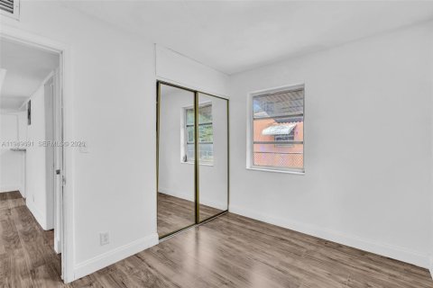 Купить виллу или дом в Форт-Лодердейл, Флорида 3 спальни, 110.93м2, № 2005391 - фото 17