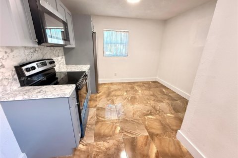 Купить виллу или дом в Форт-Лодердейл, Флорида 3 спальни, 110.93м2, № 2005391 - фото 4