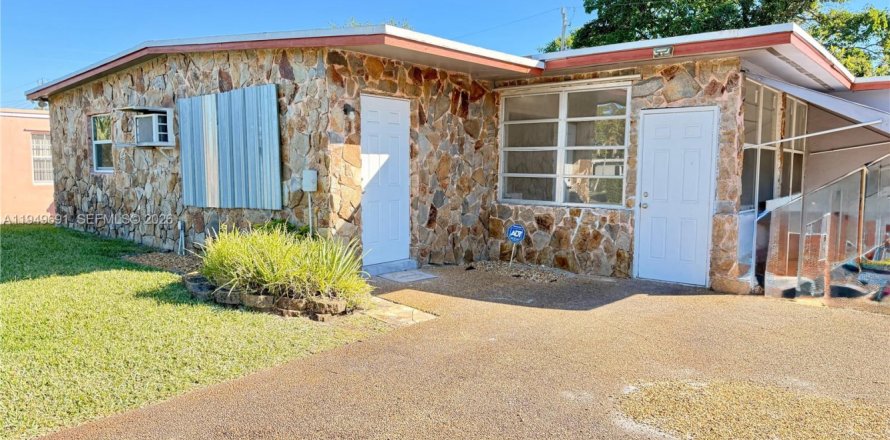 Дом в Форт-Лодердейл, Флорида 3 спальни, 110.93м2 № 2005391